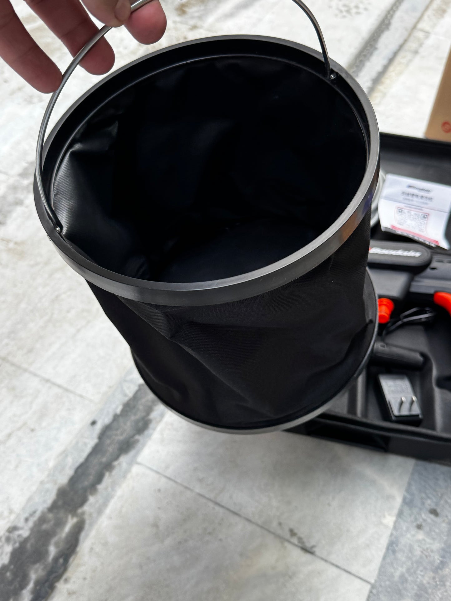 Lott imported rechargeable pressure washer car washer solar wash