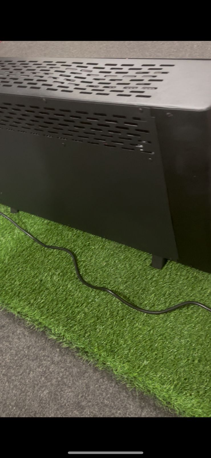 Modern Classical 2000W Outdoor Electric Fireplace Heater Realistic Flame Effects Metal Material Carbon Fiber Heating Element